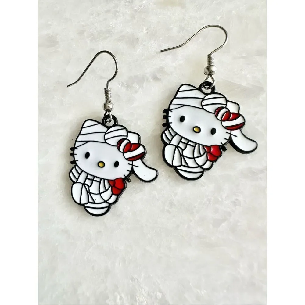 Hello Kitty Halloween mummy dangle earrings ￼
